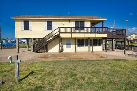 Photo of 763 Gulfview North, Sargent, TX 77414 (MLS # 79436551)