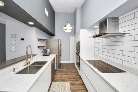 Photo of 1881 Bering Drive #16, Houston, TX 77057 (MLS # 52348661)