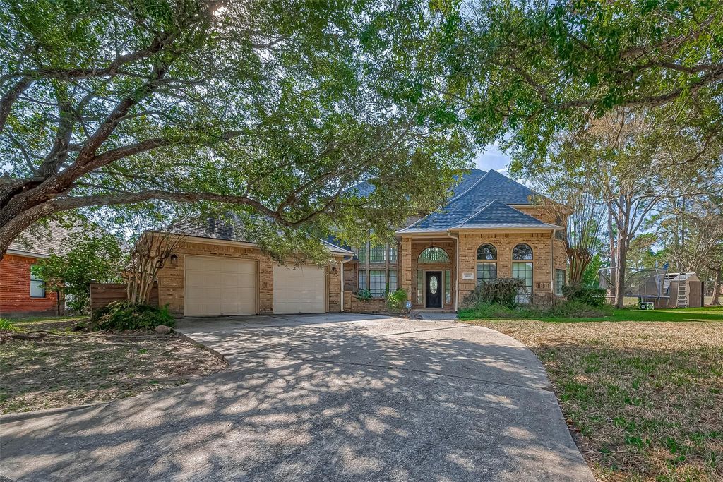 Photo of 8006 Devlin Drive, Humble, TX 77346 (MLS # 31836689)