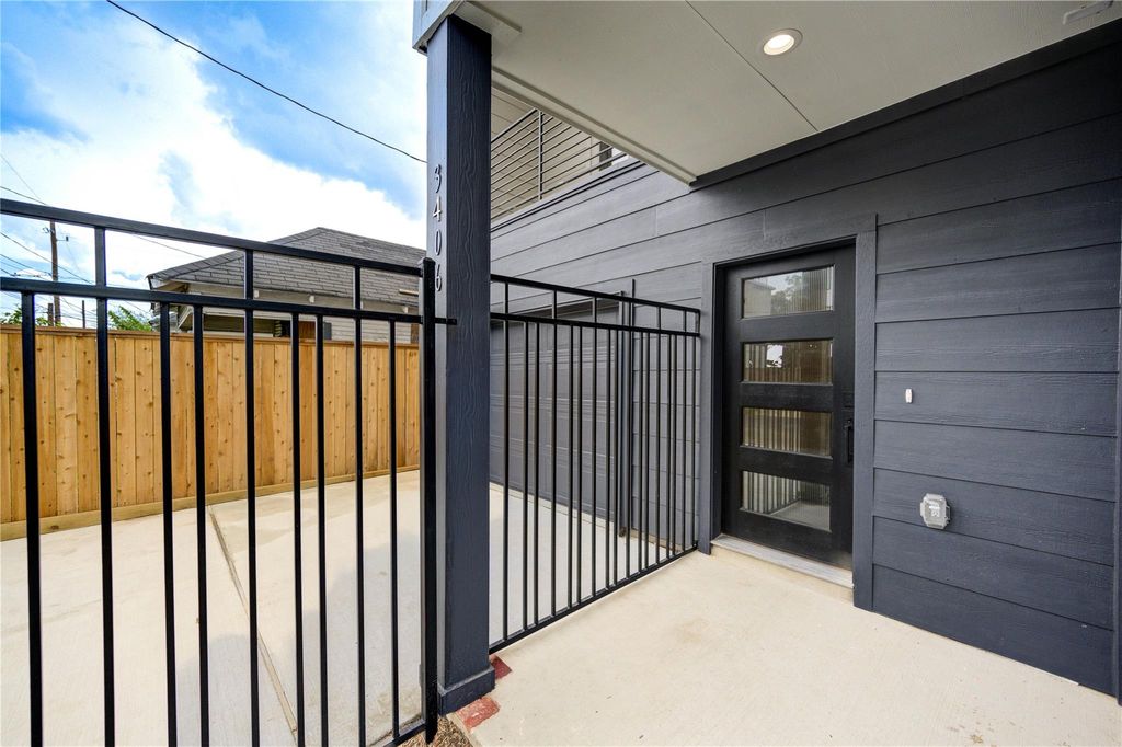 Photo of 3406 Rawley Street, Houston, TX 77020 (MLS # 60857491)