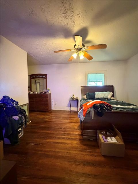 Tiny photo for 326 W 2nd Street, Freeport, TX 77541 (MLS # 4283041)