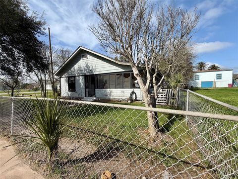 Tiny photo for 326 W 2nd Street, Freeport, TX 77541 (MLS # 4283041)
