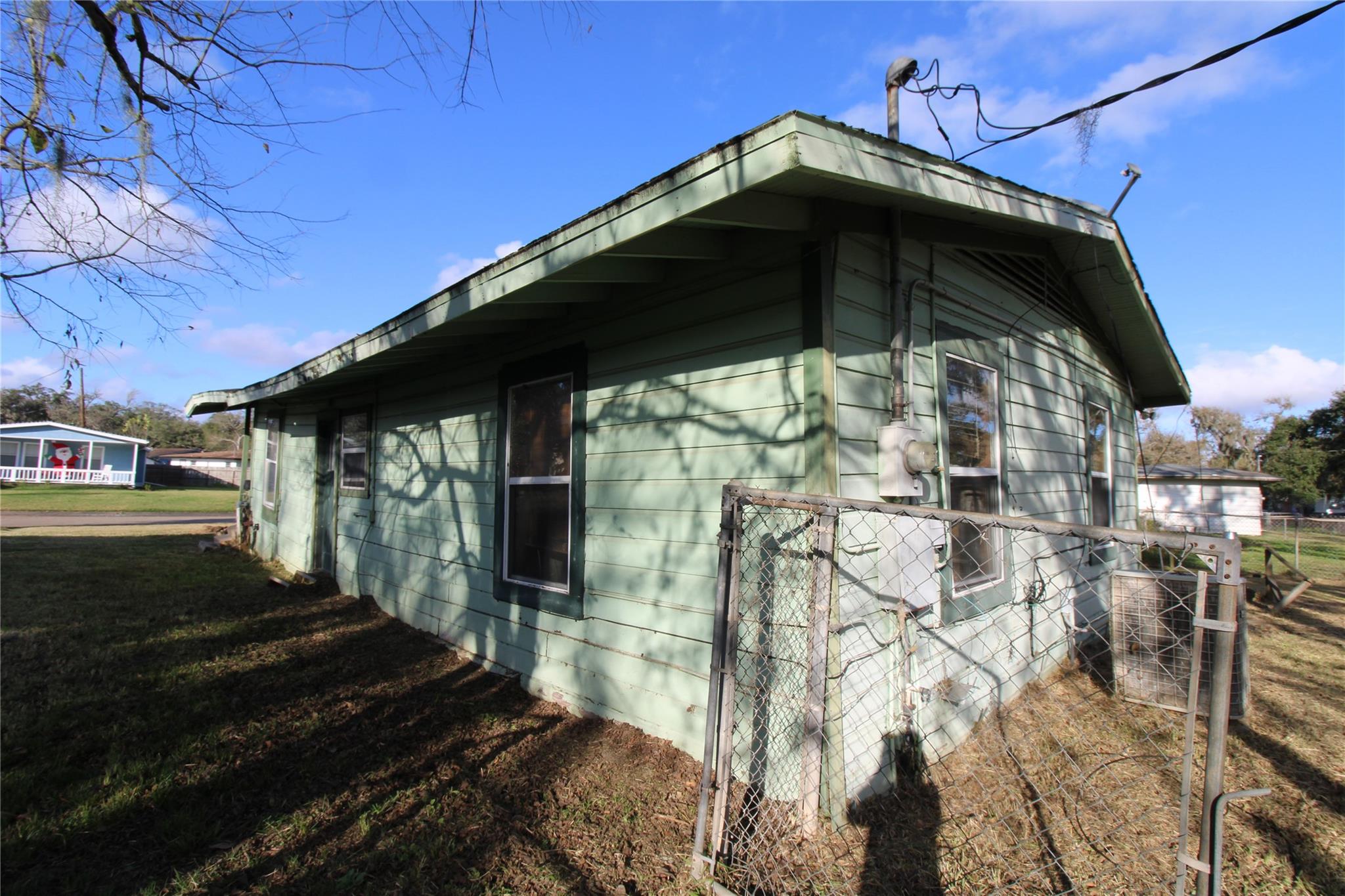 430 Winding Way Street