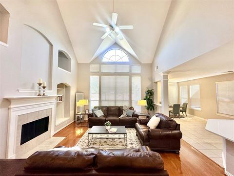 Photo of 5439 Emerald Pointe Lane, Sugar Land, TX 77479 (MLS # 24254214)