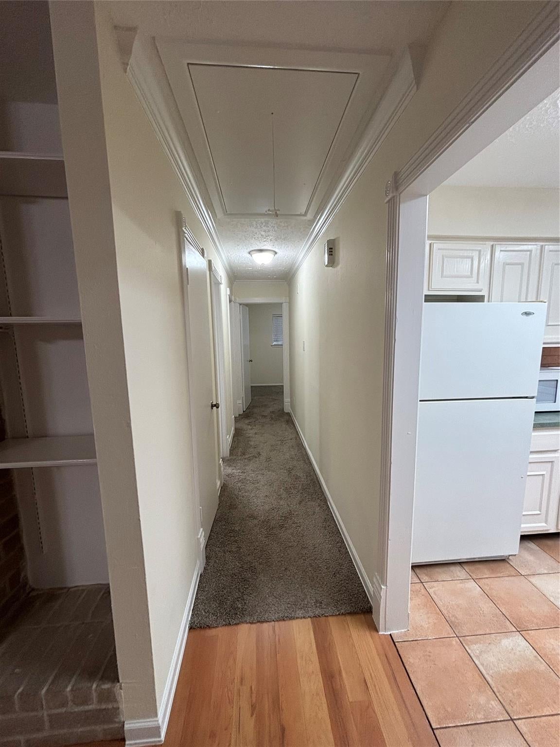 8323 Apothecary Lane
