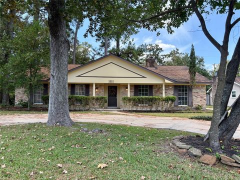 Photo of 1111 Burning Tree Road, Kingwood, TX 77339 (MLS # 64198169)