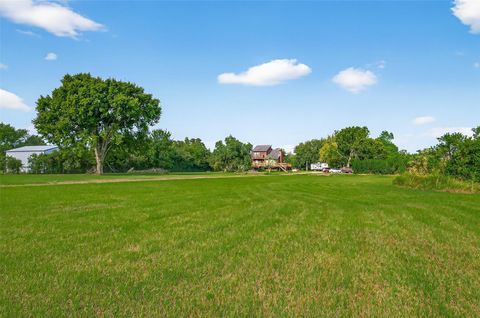 6250 N Mallard Drive Fulshear TX 77441