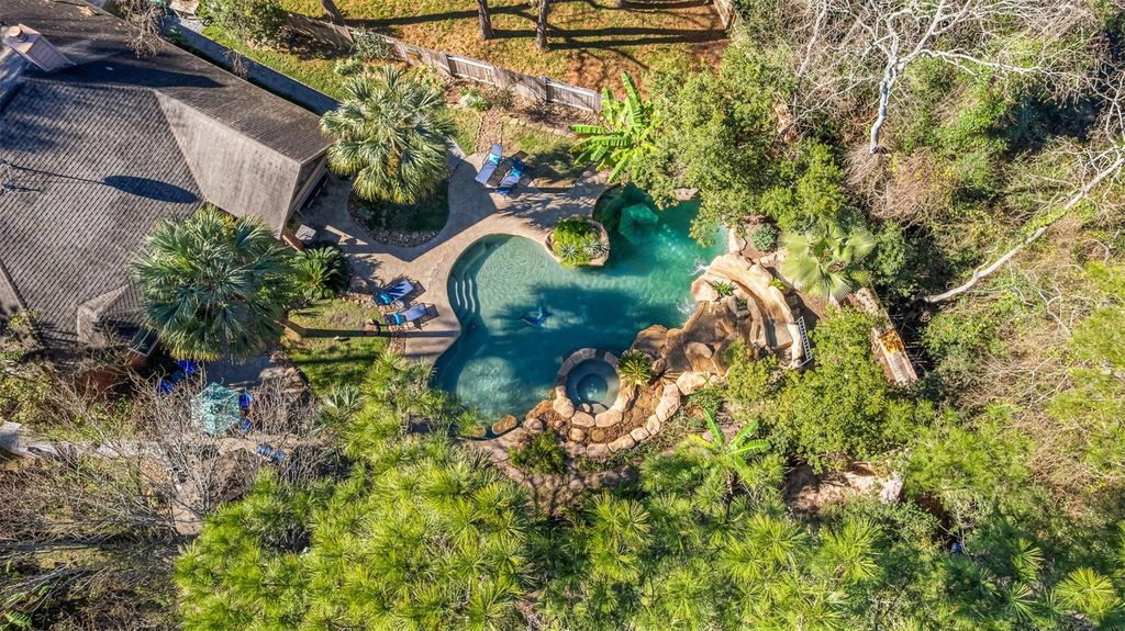 Photo of 74 Blackstar Place, The Woodlands, TX 77382 (MLS # 60368521)