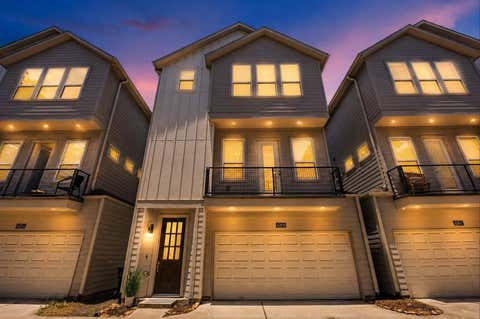 Photo of 420 W 28th Street #B, Houston, TX 77008 (MLS # 16355066)