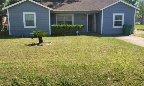 Photo of 7534 S Hall Street, Houston, TX 77028 (MLS # 50128766) Photo of 7534 S Hall Street, Houston, TX 77028 (MLS # 50128766)