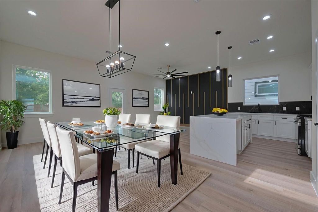 Photo of 2422 Dalview Street, Houston, TX 77091 (MLS # 12183711)