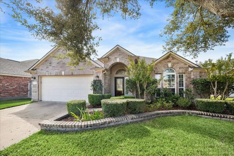 Photo of 9515 Denfield Court, Houston, TX 77070 (MLS # 74795722)