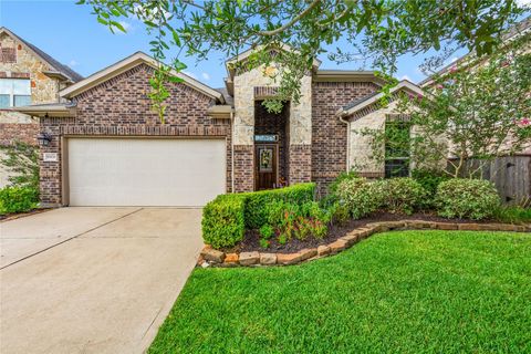 Homes For Sale - 9906 Deborah Colony Lane<br/> Humble, TX 77396