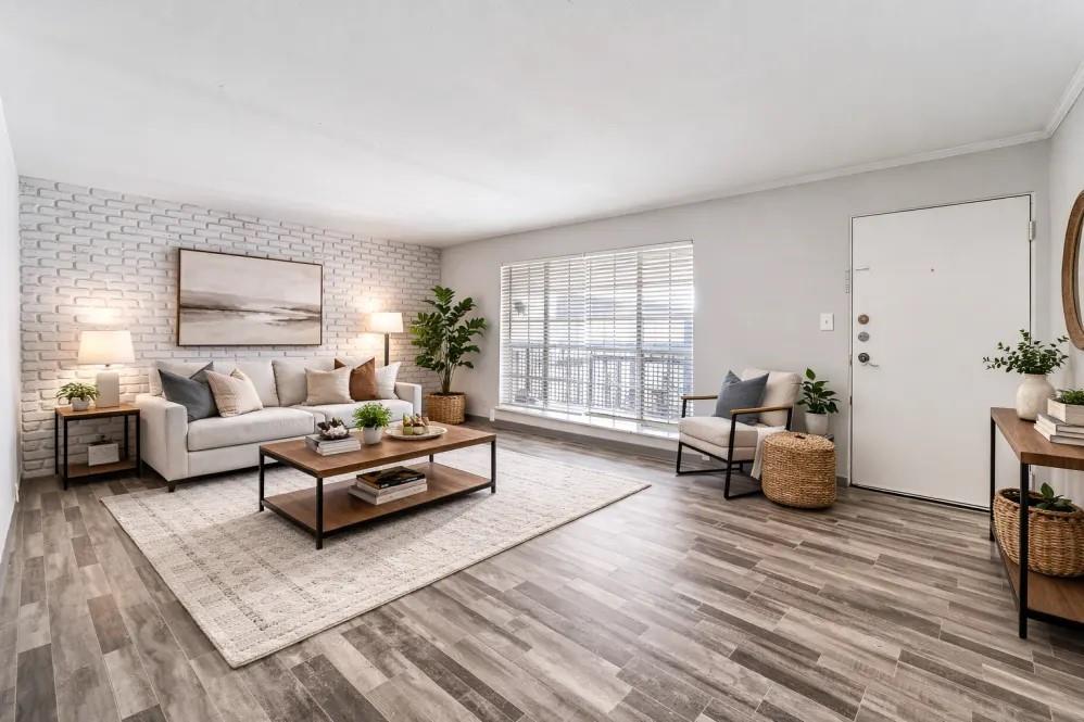 2815 Greenridge Drive 1-024