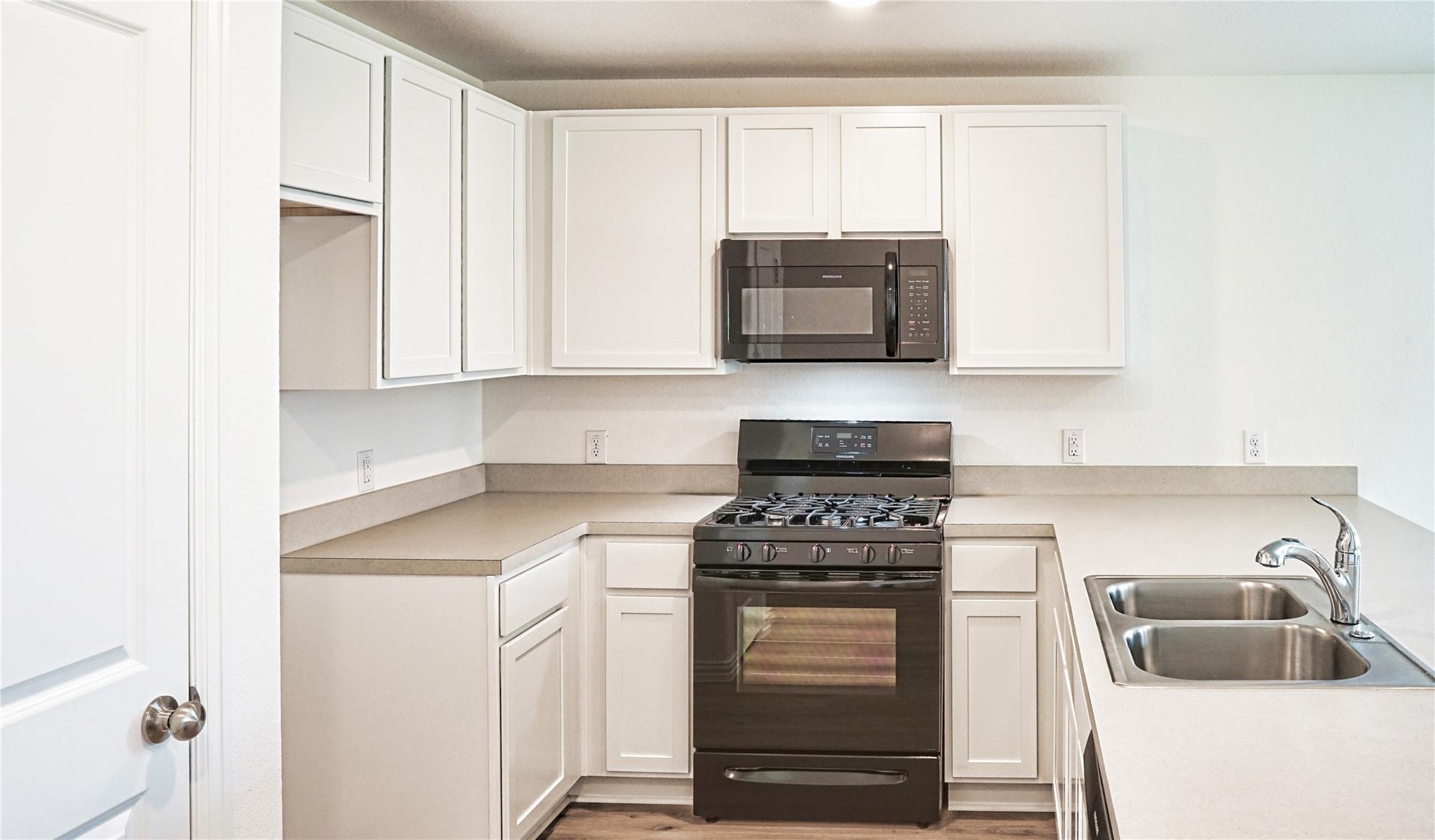 3358 Avary River Lane