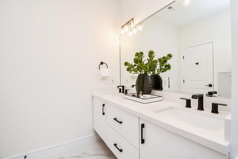 Tiny photo for 5819 Outer Banks St Street, Houston, TX 77091 (MLS # 16118261)