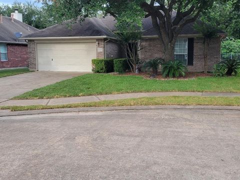 Photo of 8806 Gas Light Village Drive, Houston, TX 77095 (MLS # 36360774) Photo of 8806 Gas Light Village Drive, Houston, TX 77095 (MLS # 36360774)