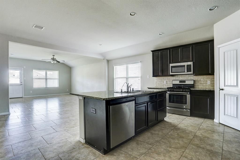 Photo of 17842 Auburn Heights Trail, Richmond, TX 77407 (MLS # 9835981)