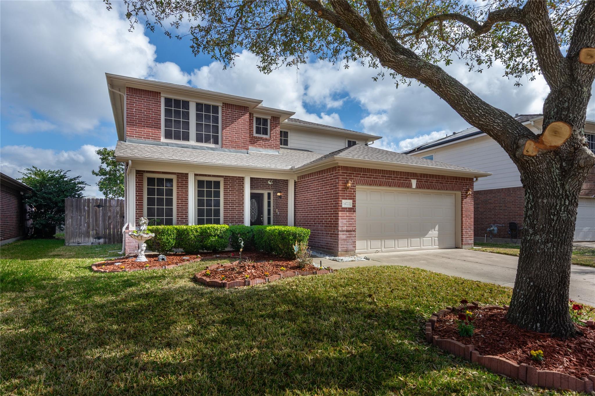 14722 Emerald Cypress Lane