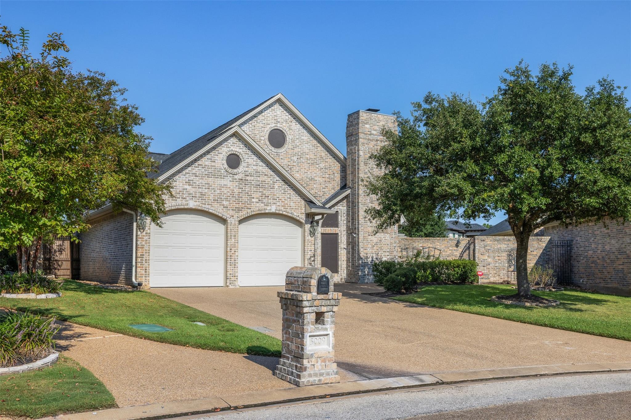 5011 Fairfield Court