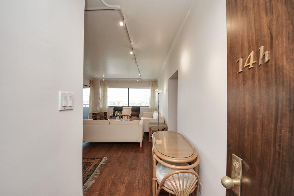 Photo of 5000 Montrose Boulevard #14H, Houston, TX 77006 (MLS # 56898269)