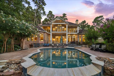 Photo of 30 Turtle Cove Court, Kingwood, TX 77346 (MLS # 25757441)