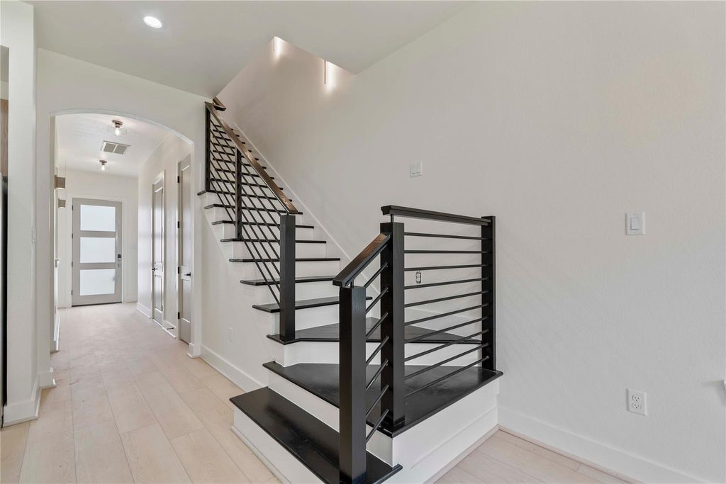 Photo of 4353 Clover Street, Houston, TX 77051 (MLS # 39714910)