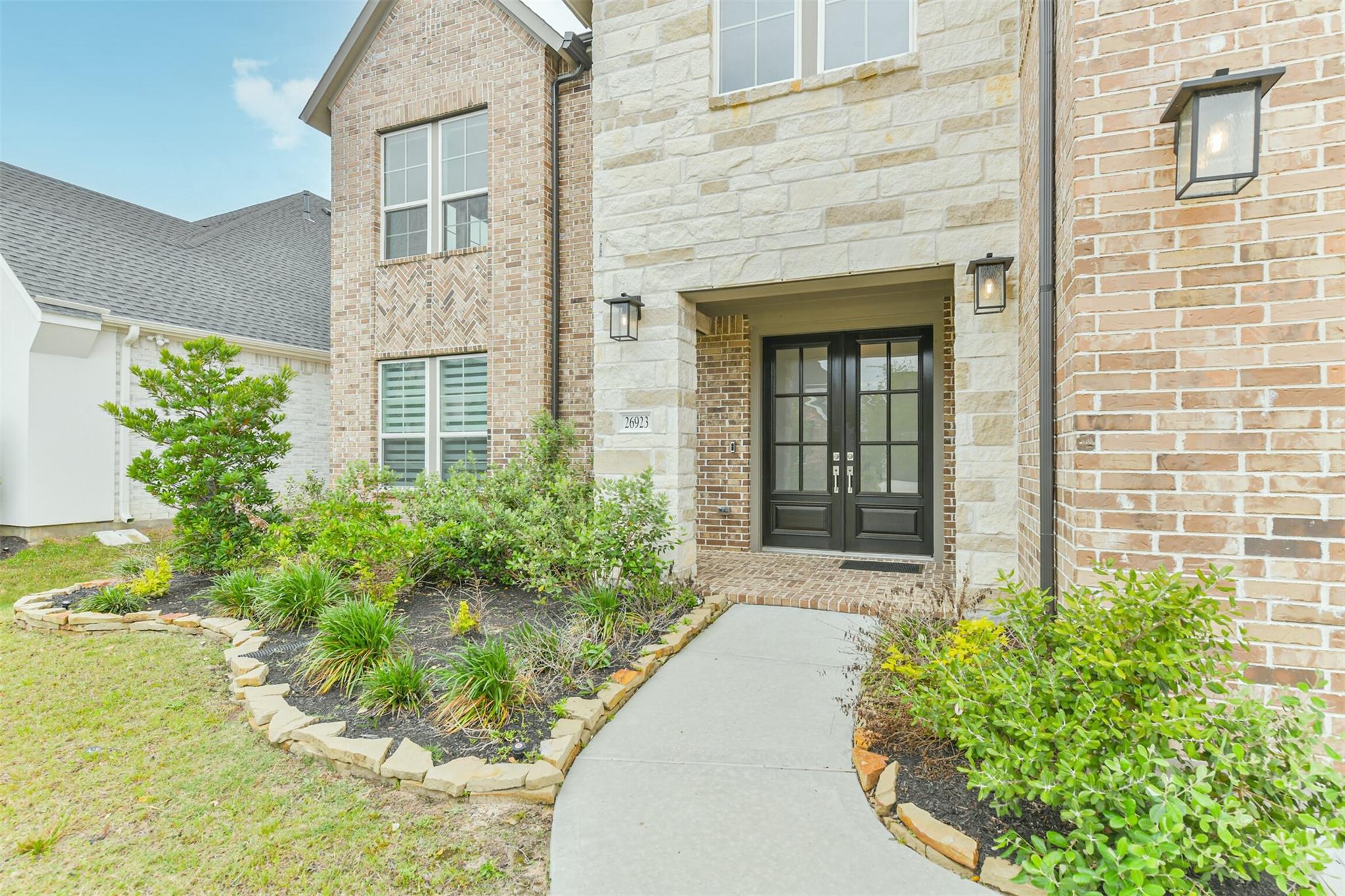 26923 Longwood Ledge Drive