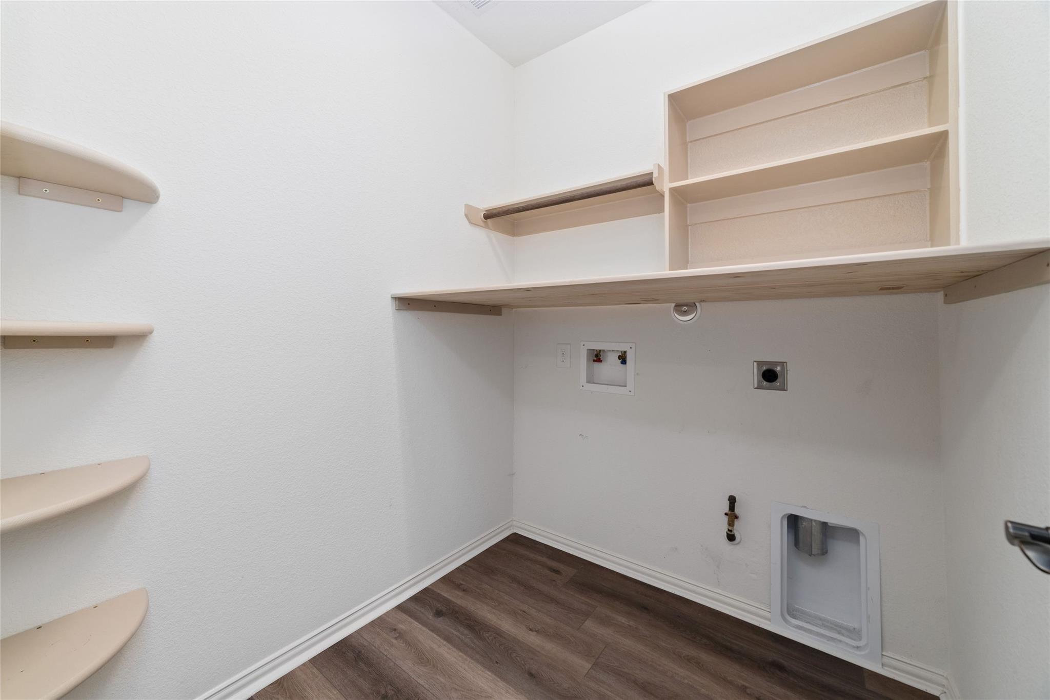 9515 Knox Prairie Court