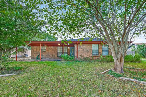 Photo of 2808 Chupik Street, Rosenberg, TX 77471 (MLS # 37364303)
