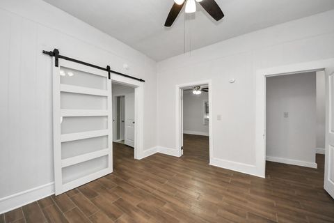 Photo of 1213 28th Street, Galveston, TX 77550 (MLS # 69739163)