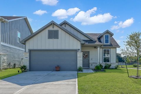 Photo of 17902 Cranberry Scoop Dr, Hockley, TX 77447 (MLS # 97925569)