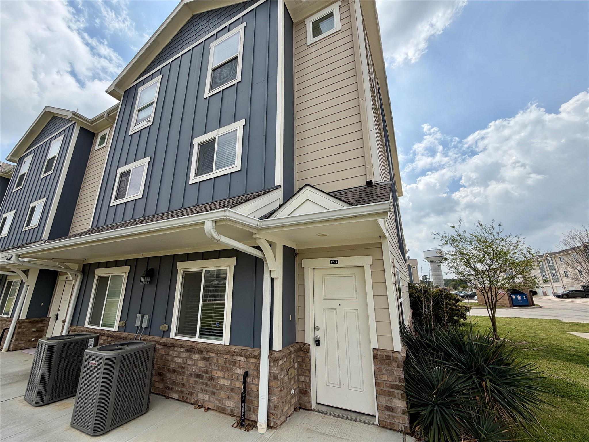 21155 Gosling Road 27D