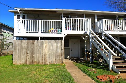 Photo of 123 W 6th Street #2, Freeport, TX 77541 (MLS # 93802133)