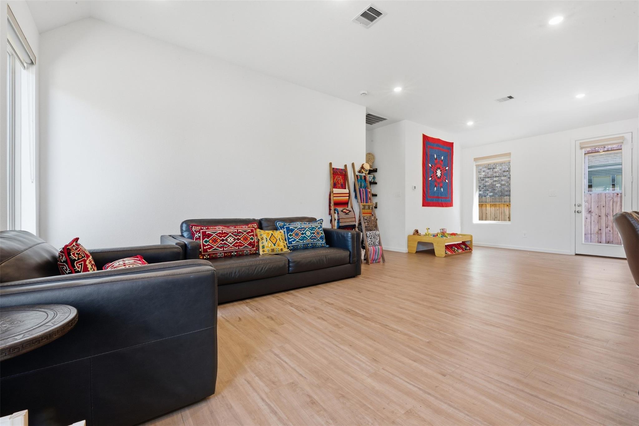 15623 Red Panda Road