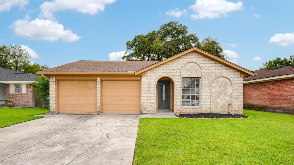 Photo of 1230 Epsilon Street, Pasadena, TX 77504 (MLS # 24380824)