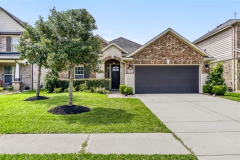 Photo of 24103 Kingdom Isle Lane, Katy, TX 77493 (MLS # 23388561)