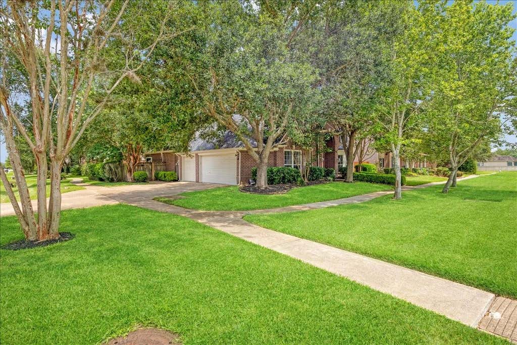 Photo of 3803 Dewalt Way, Missouri City, TX 77459 (MLS # 7947168)