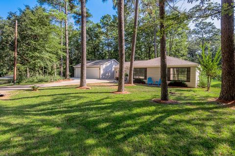 Photo of 37 Spreading Oak Street, Trinity, TX 75862 (MLS # 90034417) Photo of 37 Spreading Oak Street, Trinity, TX 75862 (MLS # 90034417)