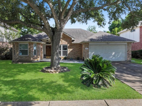 Photo of 11401 30th Avenue N, Texas City, TX 77591 (MLS # 84020436)