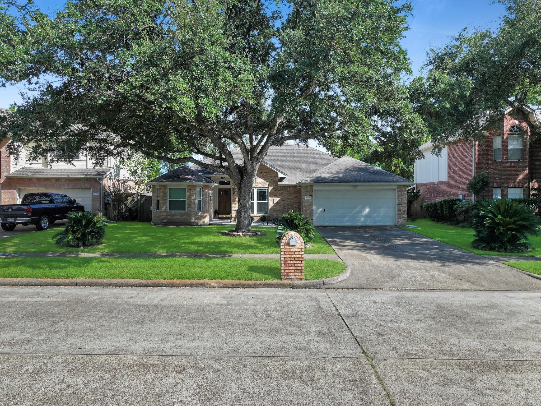 11401 30th Avenue N