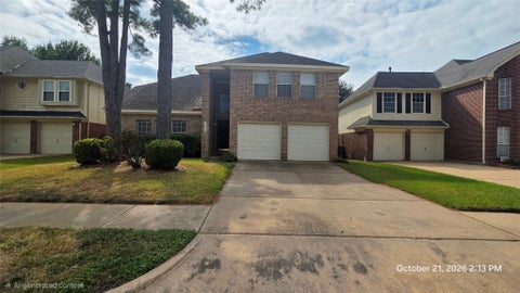 Photo of 16406 Concord Falls Lane, Sugar Land, TX 77498 (MLS # 4809370)