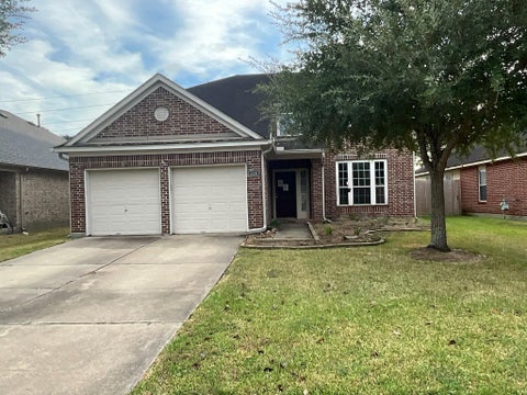 Homes For Sale - 5506 Cunningham Lane<br/> Rosenberg, TX 77471