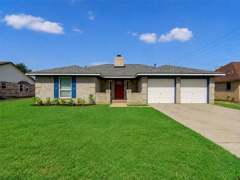 Photo of 1414 Louisiana Avenue, Deer Park, TX 77536 (MLS # 52106831)