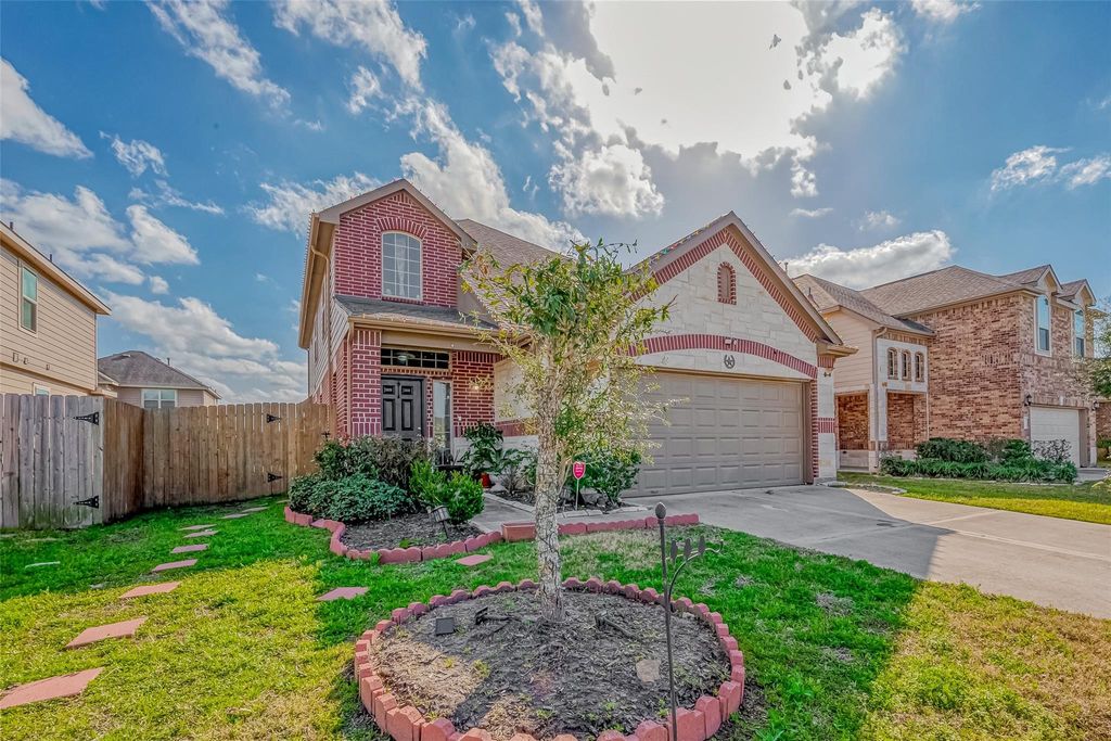 Photo of 17115 Cory Cornell Lane, Richmond, TX 77407 (MLS # 38683065)