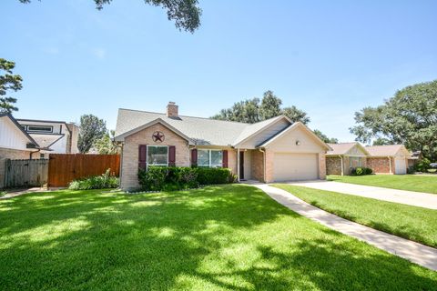Photo of 15746 Fern Basin Drive, Houston, TX 77084 (MLS # 42667590)