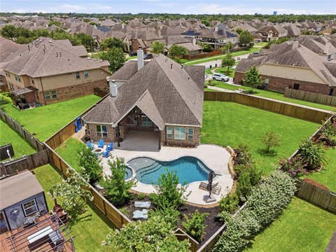 Photo of 327 Westwood Drive, League City, TX 77573 (MLS # 91411169)
