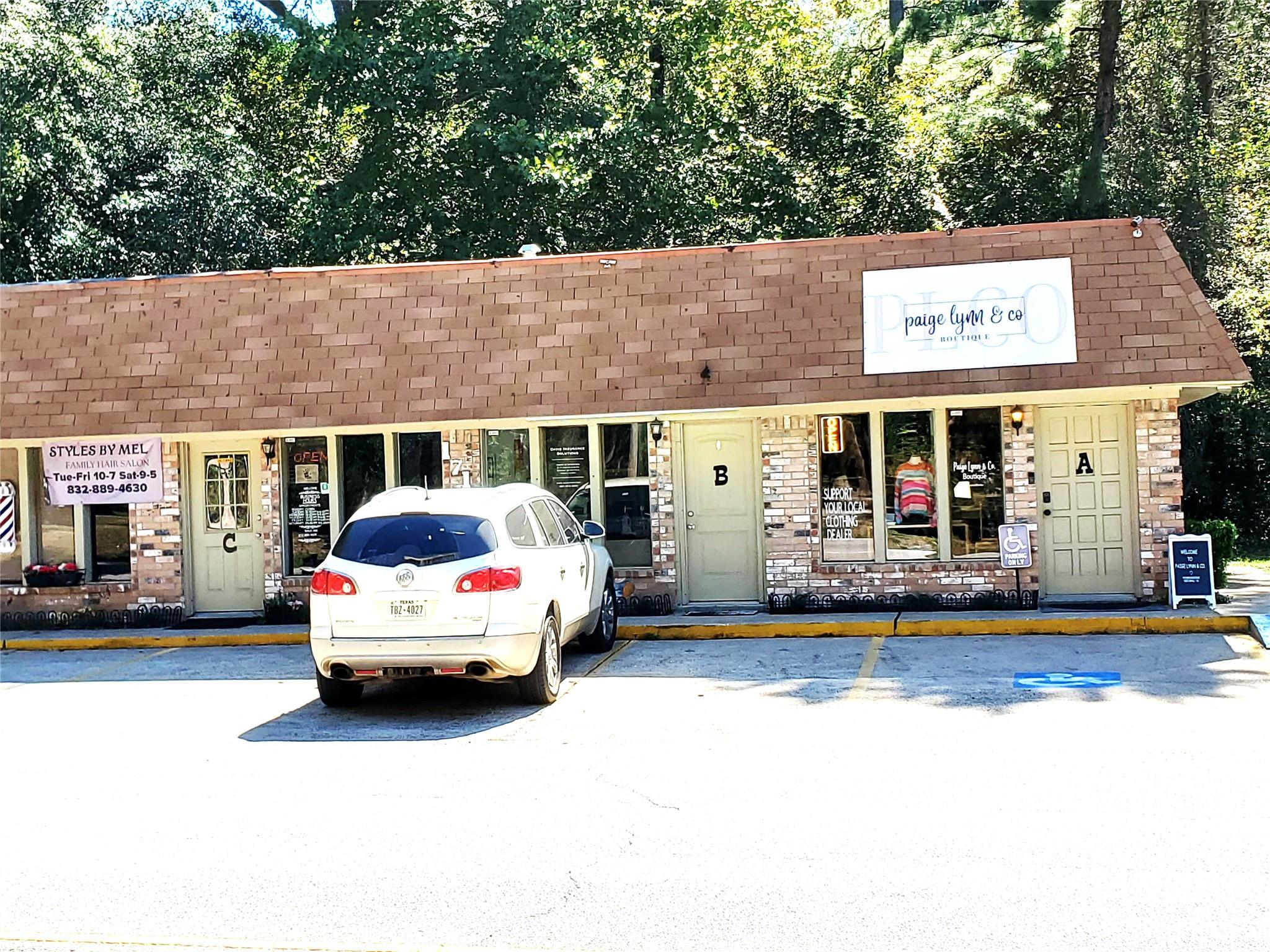 1714 Roman Forest Boulevard