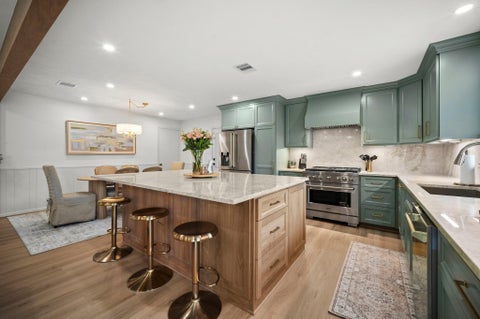 Photo of 5314 Manor Creek Lane, Houston, TX 77092 (MLS # 38296943)