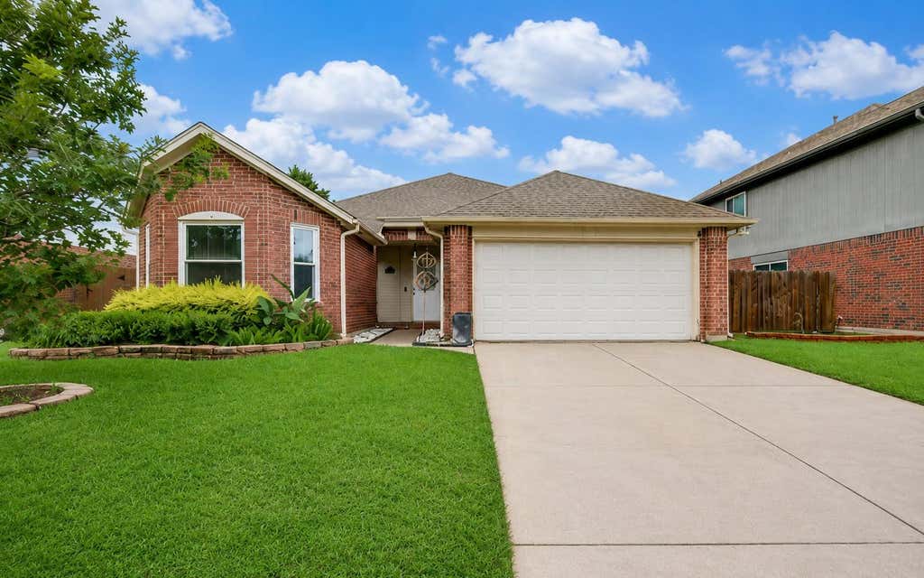 Photo of 11222 E Travelers Way Circle, Houston, TX 77065 (MLS # 61787816)
